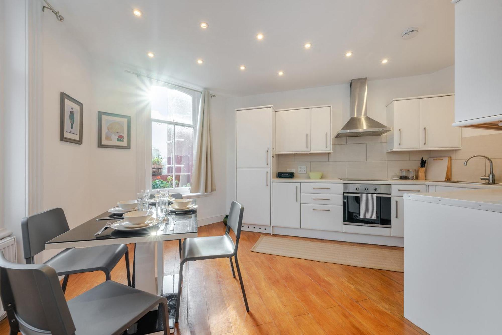 Luxury 2 Bedroom Apartment In Central 런던 외부 사진